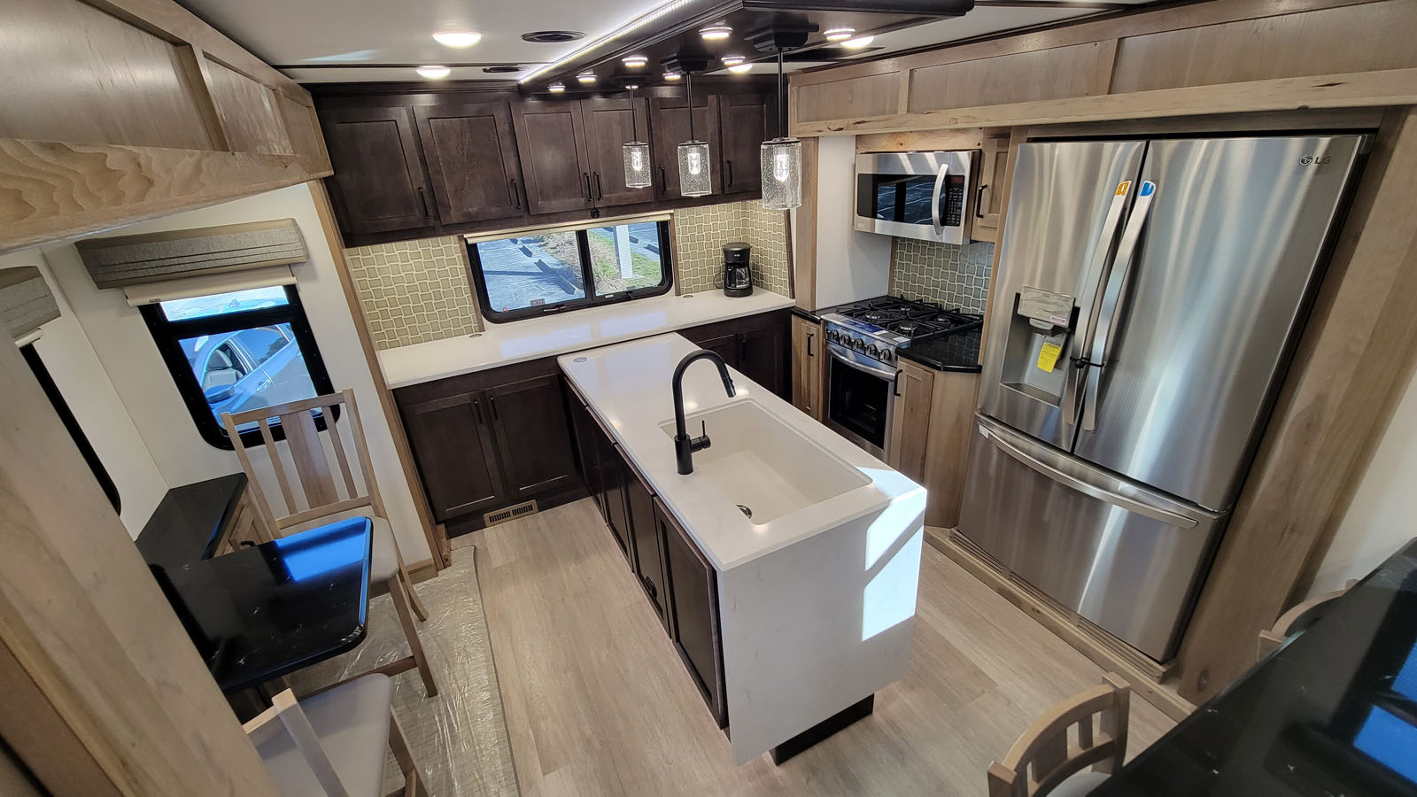 best_constructed_luxury_fifth_wheel